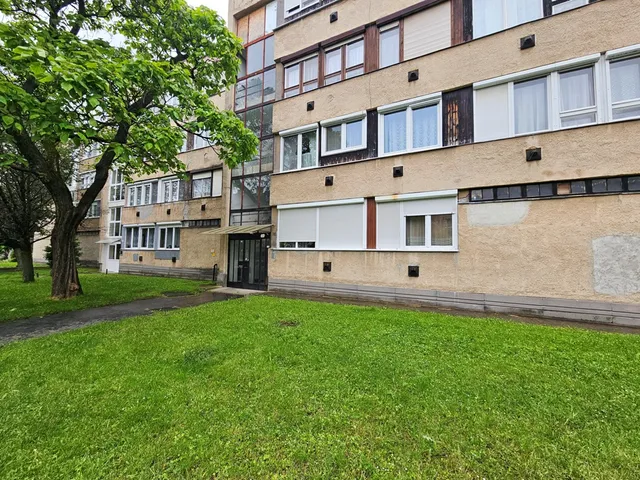 Eladó lakás Vác 62 nm