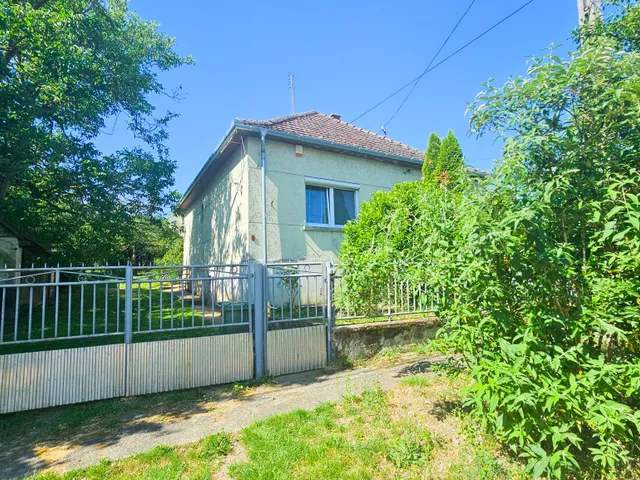 Eladó ház Szendehely 72 nm