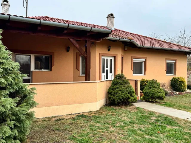 Eladó ház Göd, Göd Nevelek 106 nm