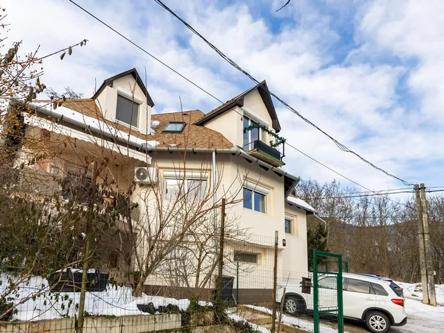 Eladó ház Nagymaros 171 nm