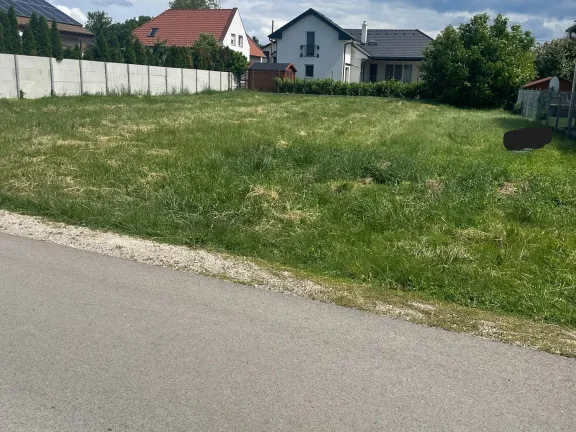 Eladó telek Gárdony 665 nm