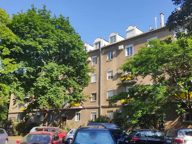 Eladó lakás Dunaújváros 50 nm