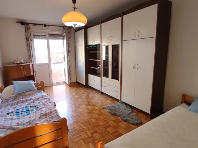 Eladó lakás Dunaújváros, Táncsics Mihály utca 44 nm