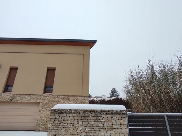 Eladó ház Dunaújváros 200 nm