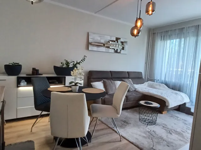 Eladó lakás Sopron, Jereván-lakótelep 48 nm