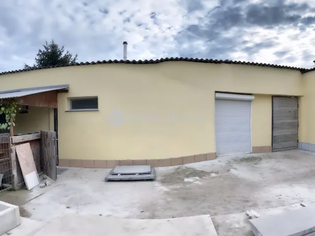 Eladó kereskedelmi és ipari ingatlan Nyíregyháza 777 nm