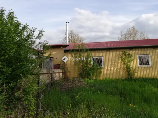Eladó kereskedelmi és ipari ingatlan Tiszalök 445 nm