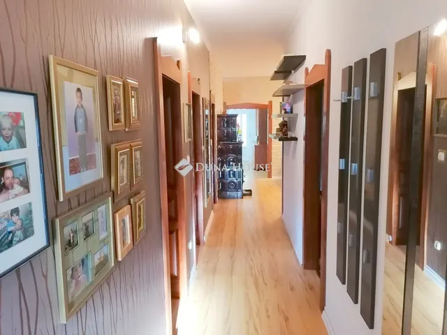 Eladó ház Nyíregyháza, Aranyhomok utca 121 nm