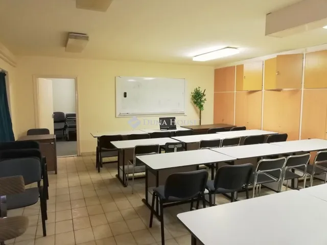 Eladó kereskedelmi és ipari ingatlan Nyíregyháza 116 nm