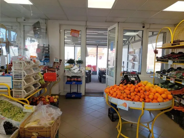 Eladó kereskedelmi és ipari ingatlan Nyíregyháza 144 nm