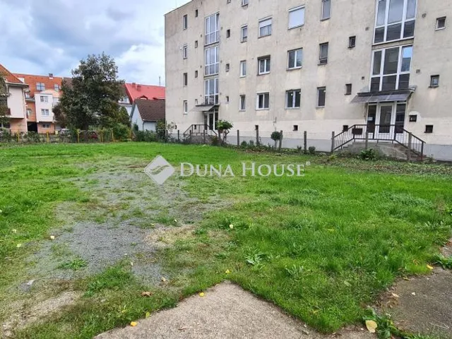 Kiadó telek Nyíregyháza 716 nm