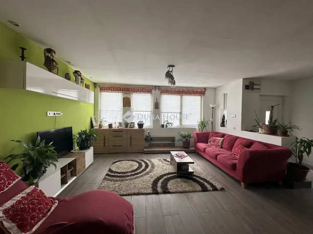 Eladó ház Nyíregyháza, Kisdiófa utca 103 nm