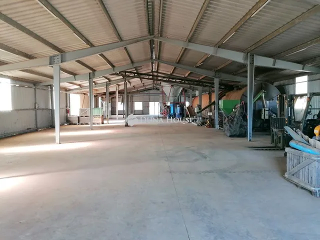 Eladó kereskedelmi és ipari ingatlan Őr 863 nm