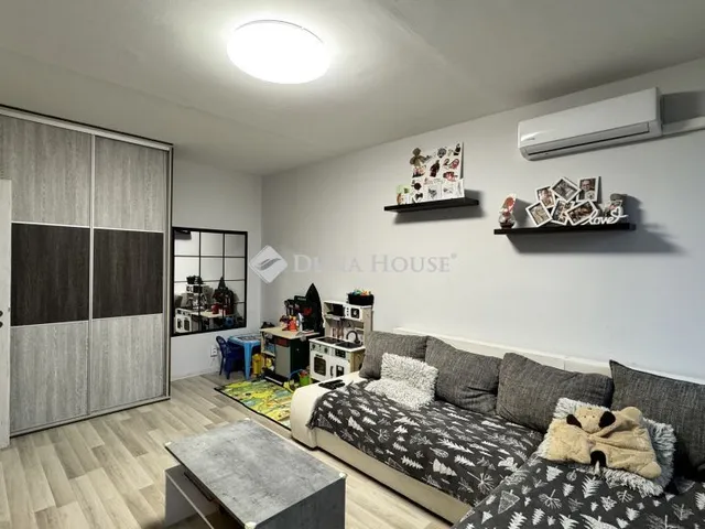 Eladó lakás Nyíregyháza, Fazekas János tér 51 nm