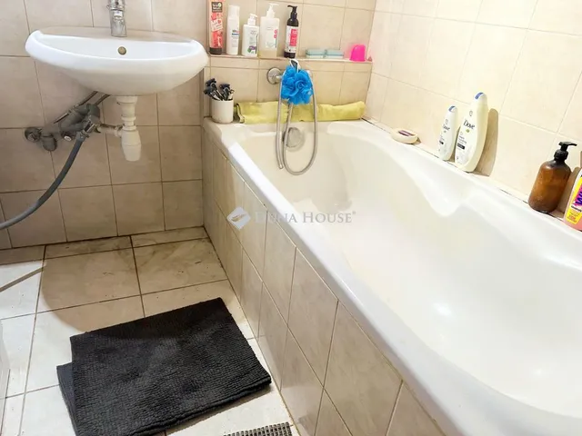 Eladó lakás Nyíregyháza, Korányi Frigyes utca 48 nm