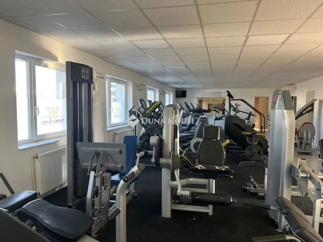 Eladó kereskedelmi és ipari ingatlan Nyíregyháza 865 nm