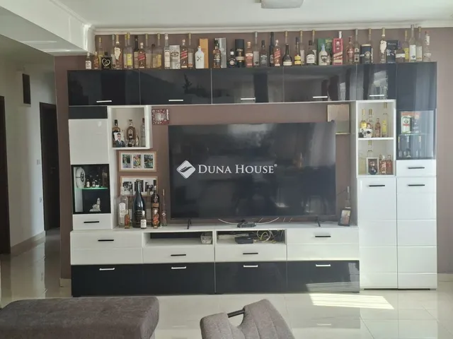 Eladó ház Sényő, Rákóczi utca 140 nm