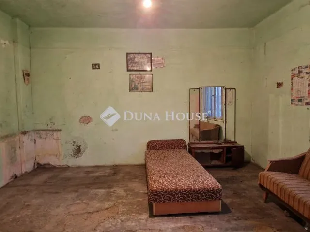 Eladó ház Demecser 90 nm