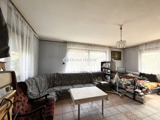 Eladó ház Tiszaeszlár, Rákóczi Ferenc utca 118 nm