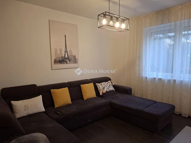 Eladó ház Nyíregyháza, Ív utca 137 nm