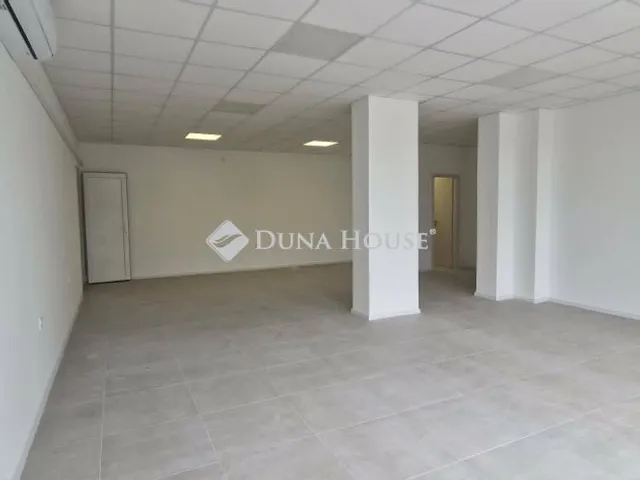 Kiadó kereskedelmi és ipari ingatlan Nyíregyháza 72 nm
