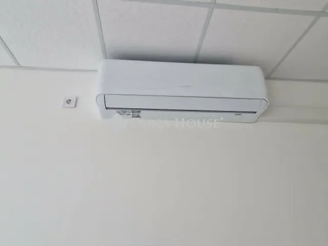 Kiadó kereskedelmi és ipari ingatlan Nyíregyháza 72 nm