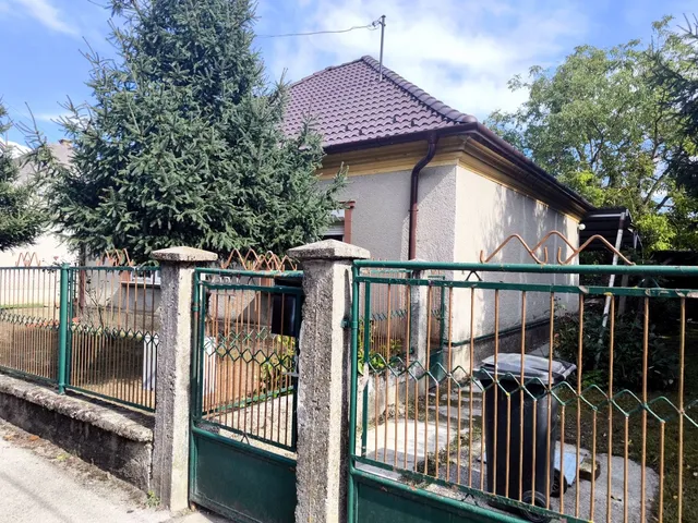 Eladó ház Nagybajcs 90 nm