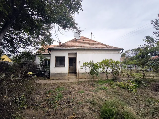 Eladó ház Gyömöre 85 nm