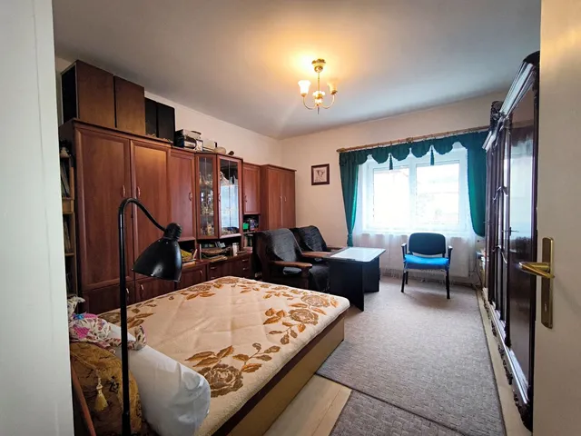 Eladó ház Nyúl 142 nm