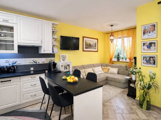 Eladó lakás Győr, Szabadhegy 35 nm