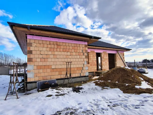 Eladó ház Töltéstava 117 nm