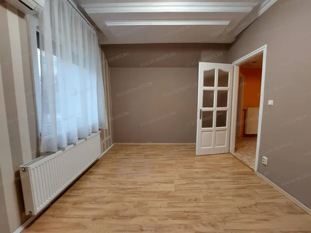 Kiadó lakás Kecskemét, Hunyadiváros 77 nm