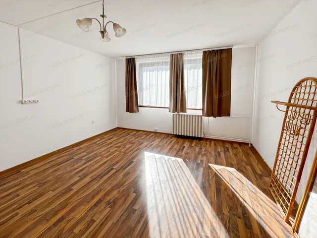Kiadó lakás Kecskemét, Széchenyiváros 34 nm