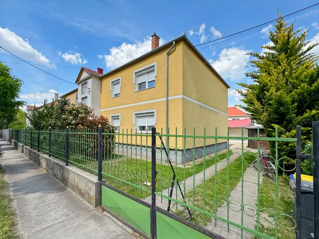 Kiadó lakás Kecskemét, Hunyadiváros 77 nm