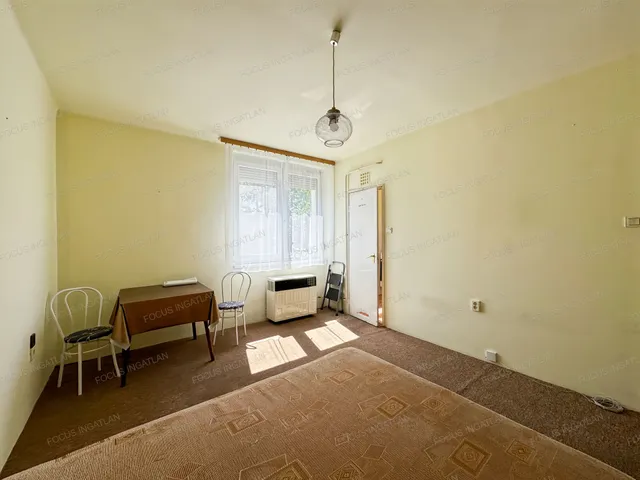 Eladó lakás Kecskemét, Széchenyiváros 28 nm