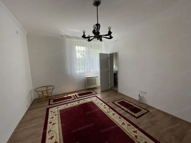 Kiadó lakás Kecskemét, Hunyadiváros 28 nm