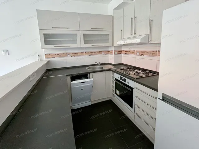 Kiadó lakás Kecskemét, Belváros 66 nm