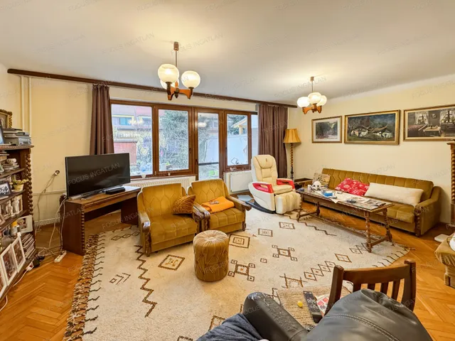 Eladó ház Kecskemét, Hunyadiváros 120 nm