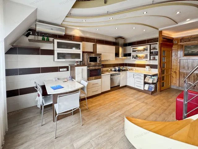 Eladó lakás Kecskemét, Belváros 66 nm