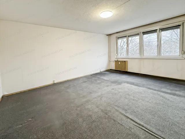 Eladó lakás Kecskemét, Széchenyiváros 33 nm