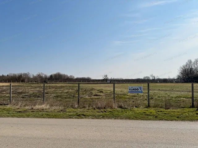 Eladó telek Lajosmizse 21594 nm