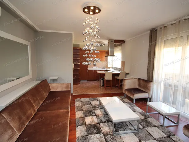 Kiadó lakás Kecskemét, Belváros 58 nm