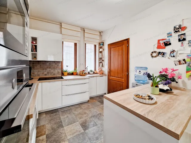 Eladó lakás Kecskemét, Belváros 108 nm