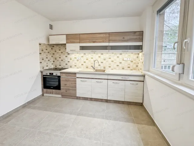 Eladó lakás Kecskemét, Műkertváros 60 nm