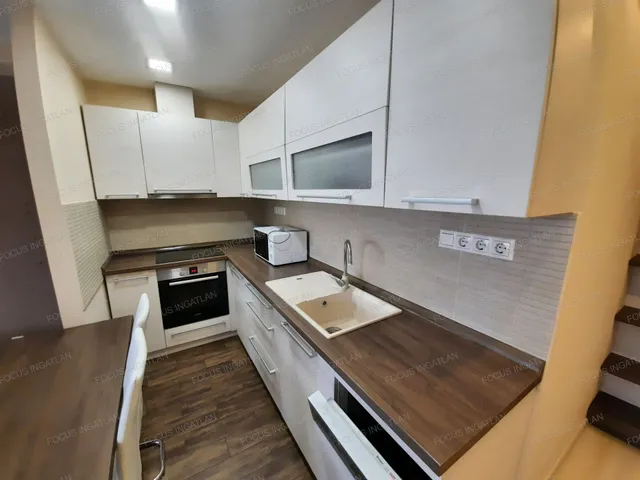 Kiadó lakás Kecskemét, Belváros 68 nm