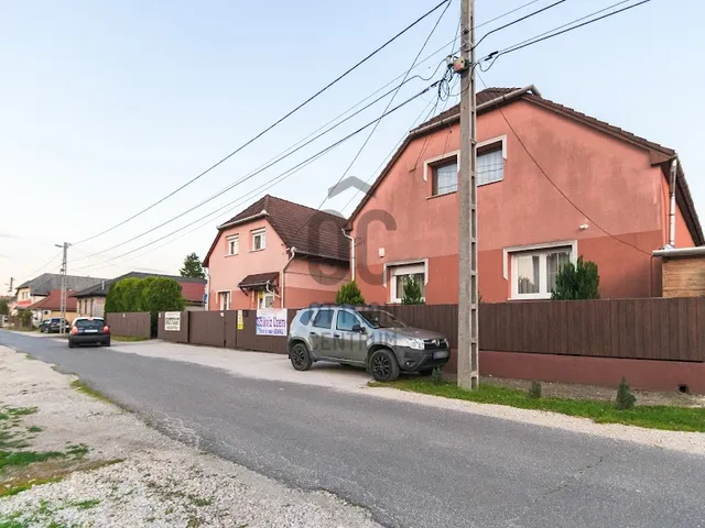 Eladó kereskedelmi és ipari ingatlan Miskolc, Győri kapu 240 nm