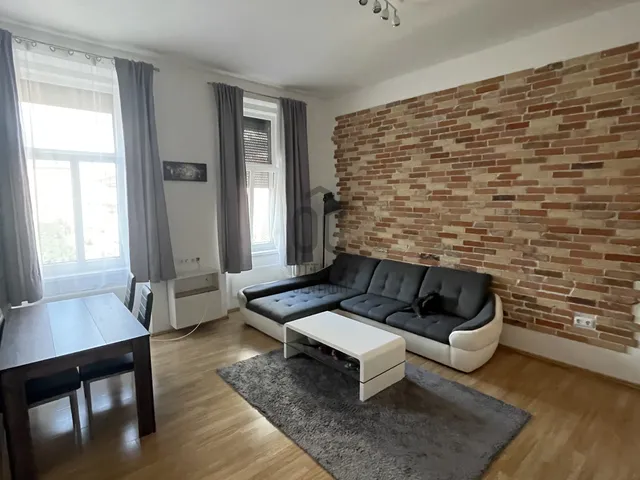 Eladó lakás Budapest VII. kerület 74 nm