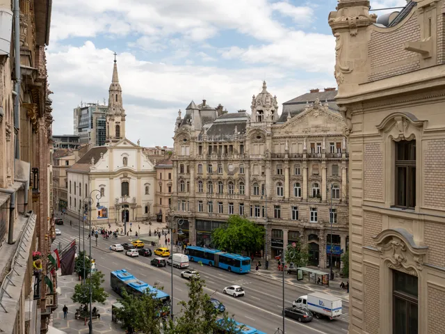 Eladó lakás Budapest V. kerület, Belváros, Kígyó utca 87 nm