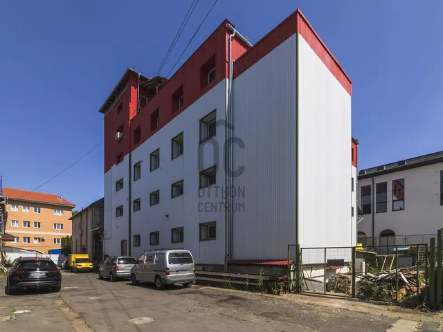 Eladó kereskedelmi és ipari ingatlan Budapest X. kerület 1156 nm