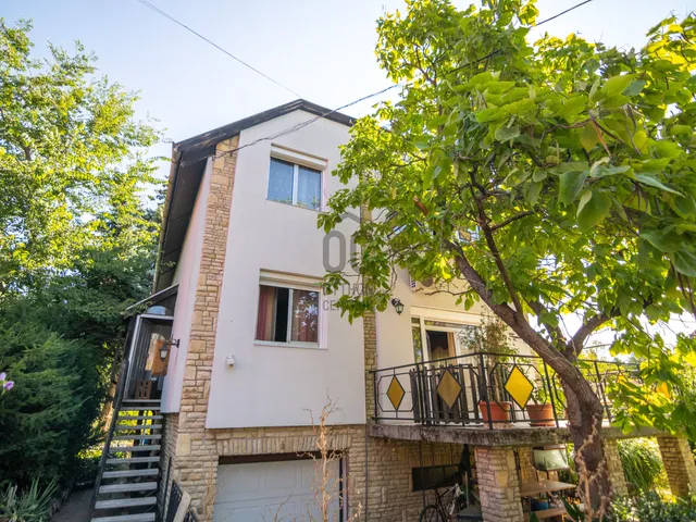Eladó ház Budapest XXII. kerület, Budatétény 210 nm